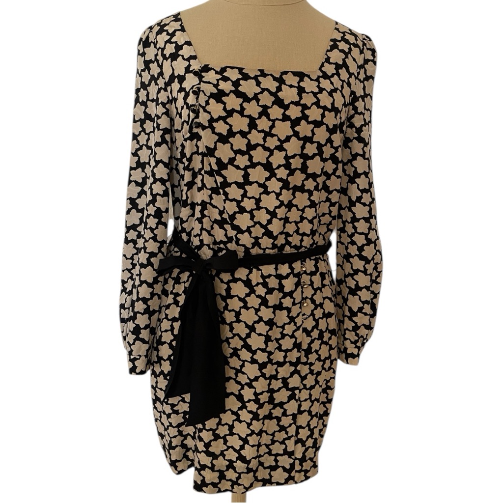 Leifsdottir Black And Cream Sheath Dress With Bishop Sleeves Size 4